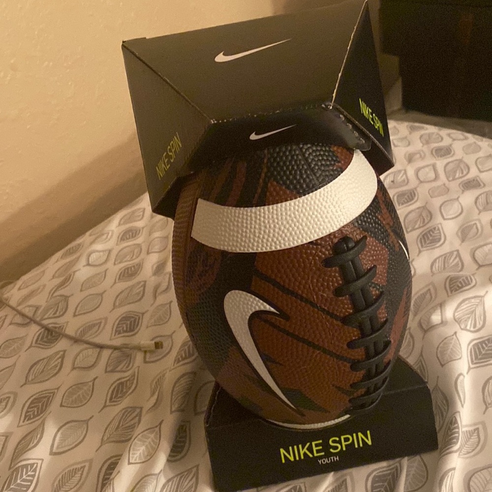 The Item Nike spin very pretty